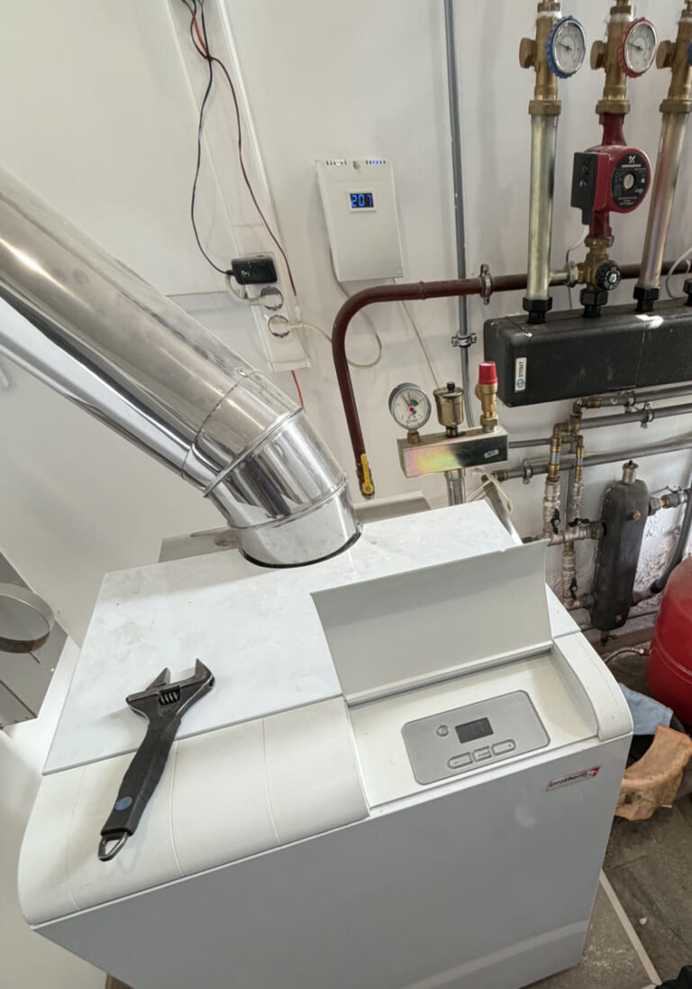 Protherm Медведь KLOM в котельной во время выезда по ошибке F28
